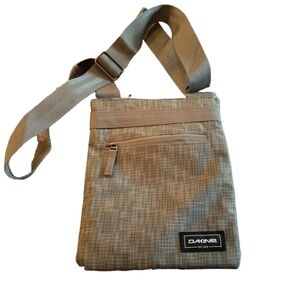 Dakine crossbody bag